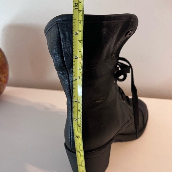 Wild Diva Black Lace-Up Combat Boots - 7.5 Women’s - Picture 14 of 14